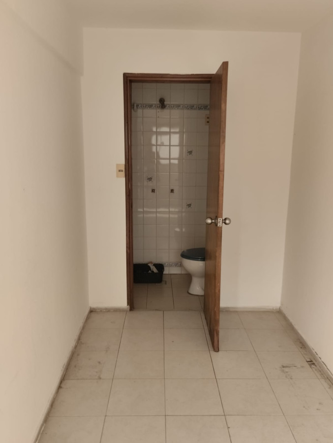 Apartamento ID.4324 - Alquiler Apartamento 4 Dormitorios Punta Carretas con Garaje