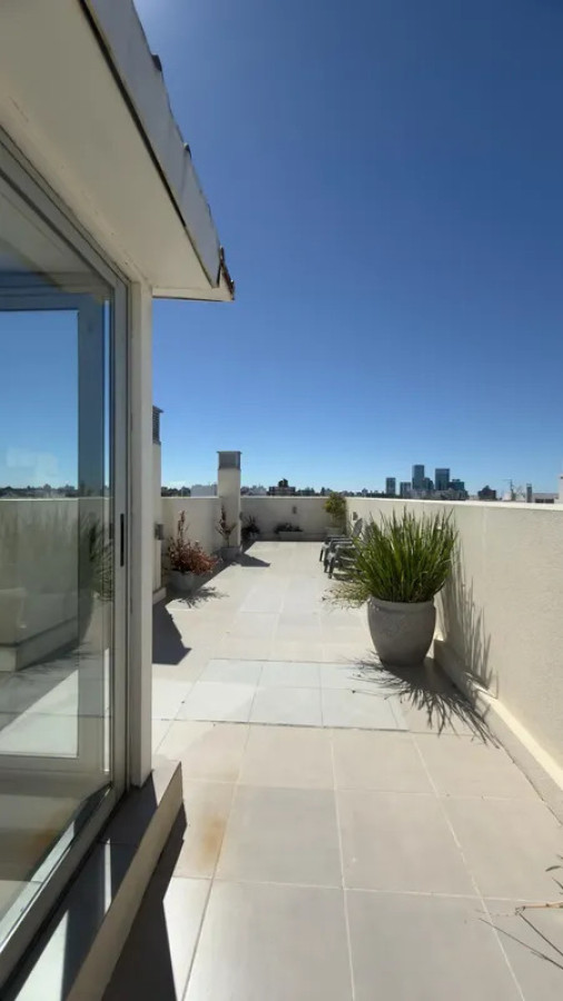 Apartamento ID.6184 - Alquiler Apartamento Monoambiente Pocitos con balcon 