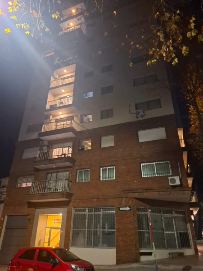 Apartamento ID.4828 - Alquiler Apartamento 2 Dormitorios Cordón con Balcón