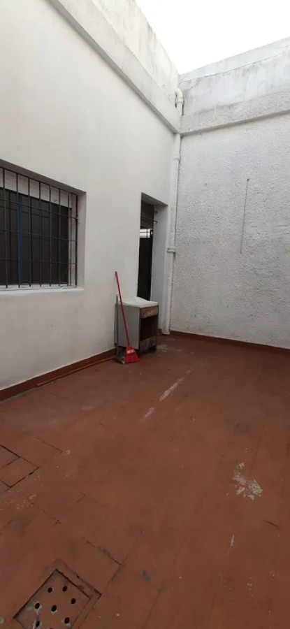 Apartamento ID.6319 - Venta Apartamento 2 Dormitorios Pocitos con patio