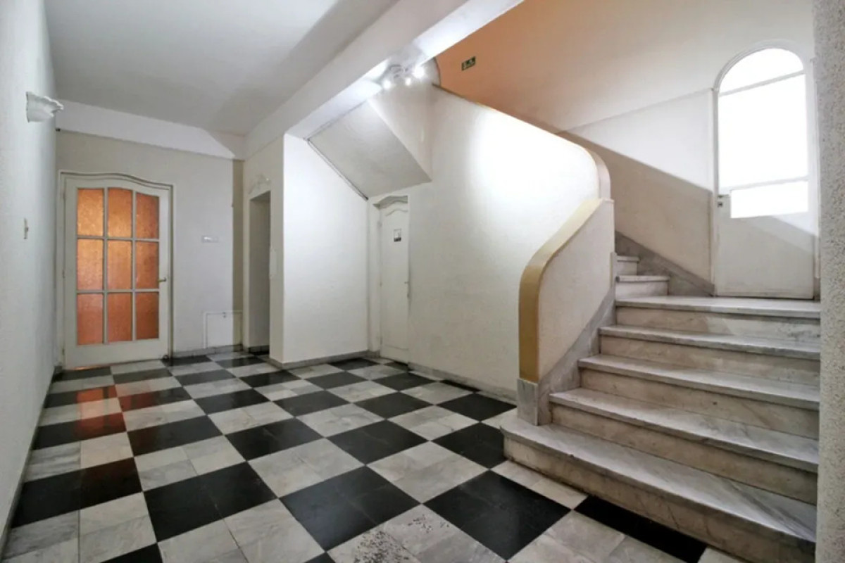 Apartamento ID.6729 - Alquiler Apartamento 1 Dormitorio Centro con Patio Interno