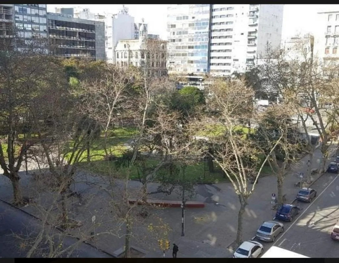 Apartamento ID.4796 - Venta Gran Apartamento, Empresa u Oficinas Inversión Centro
