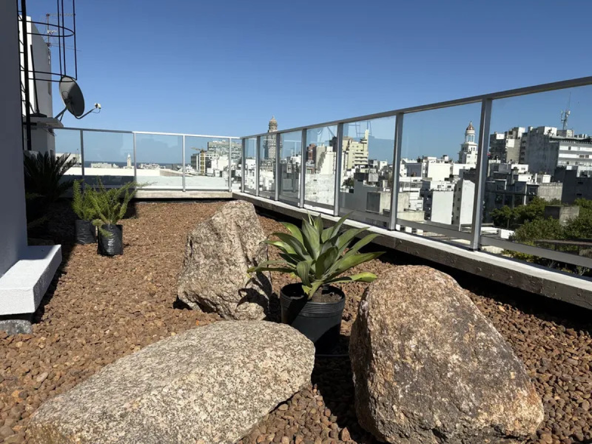 Apartamento ID.6061 - Alquiler Apartamento 1 Dormitorio Centro con balcon y garaje