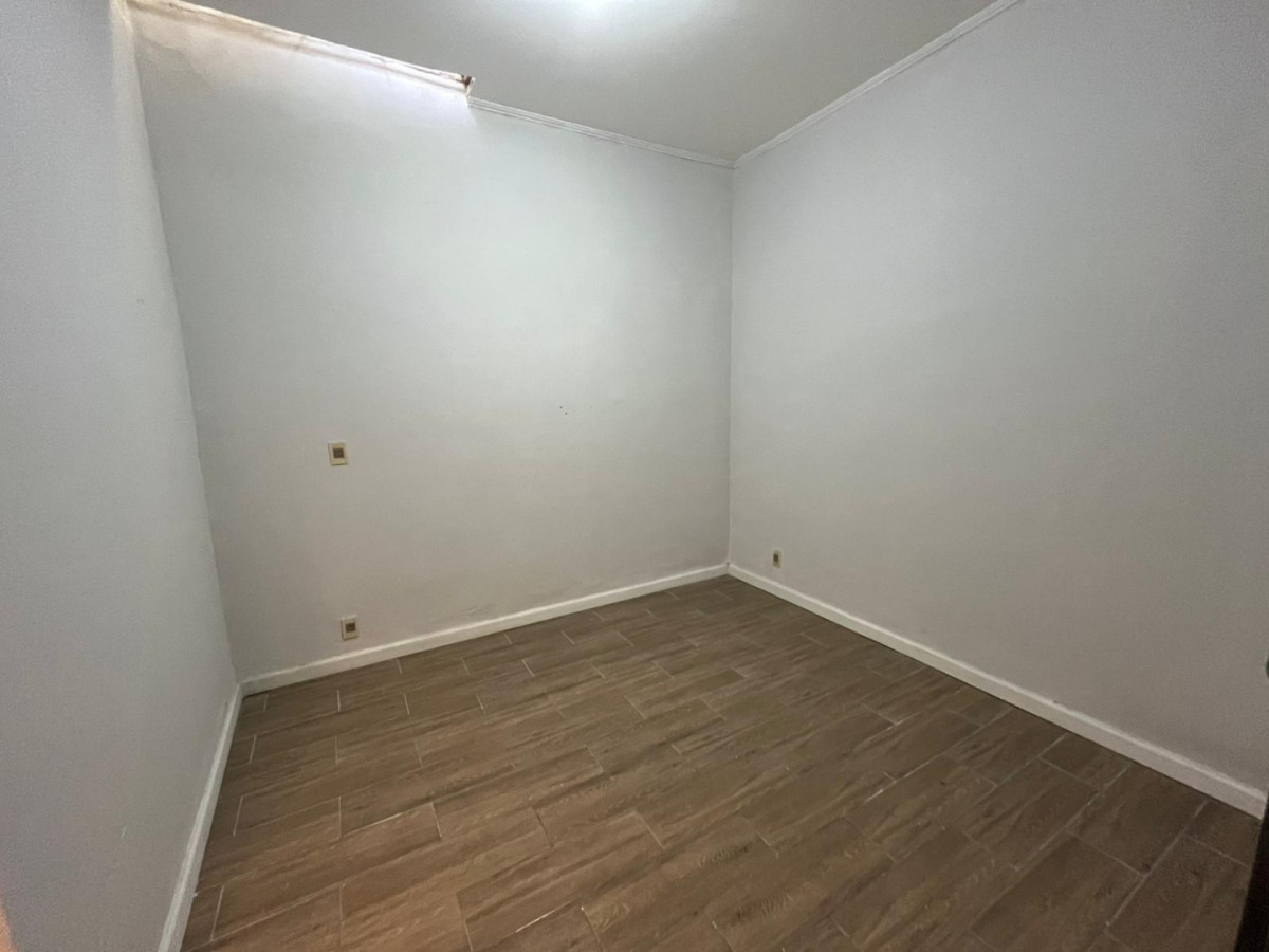 Apartamento ID.4282 - Venta Apartamento 3 Dormitorios La Comercial Terraza