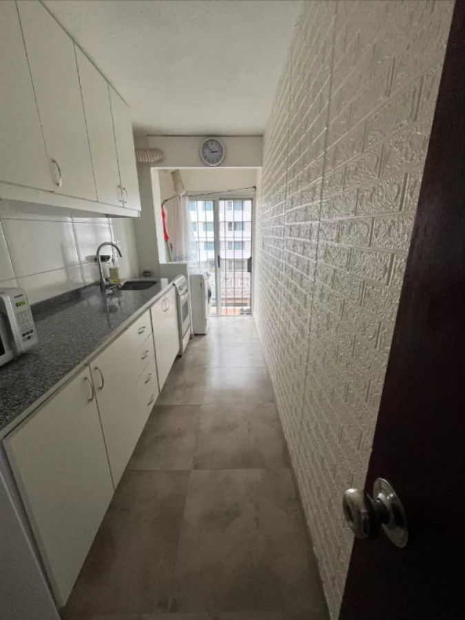 Apartamento ID.2639 - Venta Apartamento 2 Dormitorios Punta Carretas Balcón y Garaje