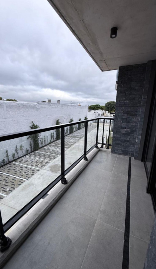 Apartamento ID.6316 - Alquiler Apartamento 1 Dormitorio Prado con terraza
