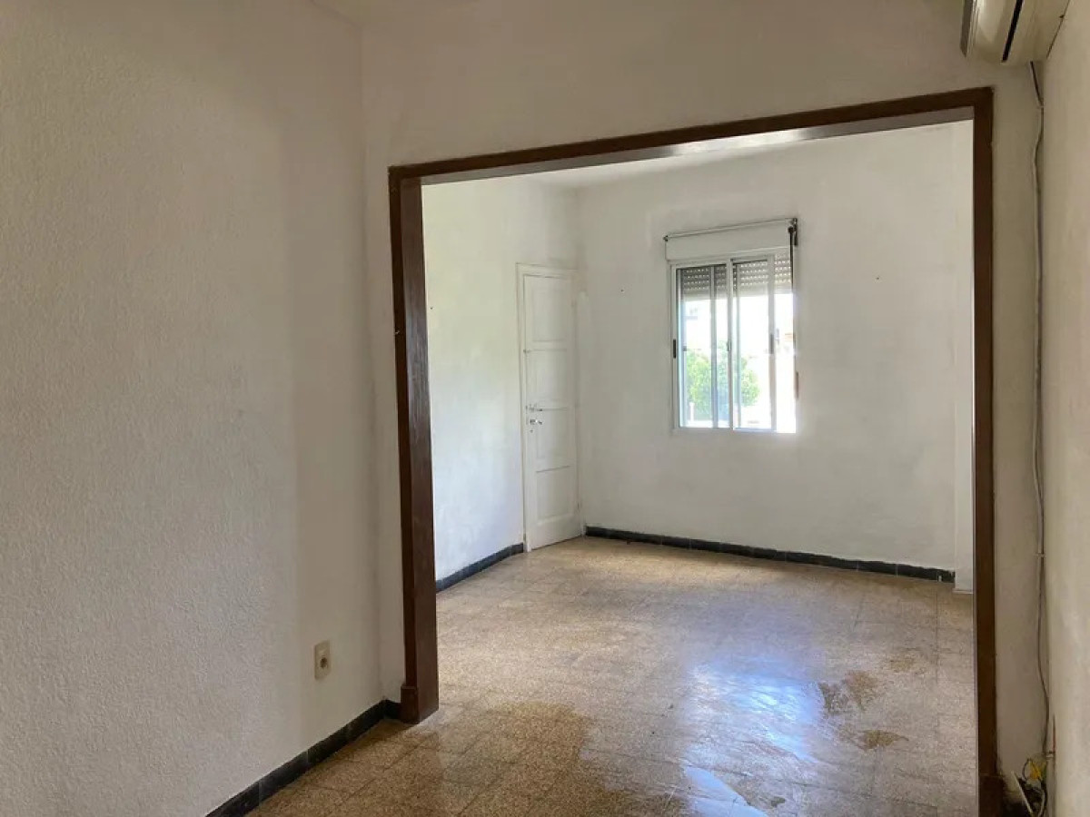 Apartamento ID.5777 - Alquiler Apartamento 2 Dormitorios Parque Batlle con balcon 