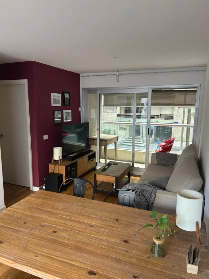 Apartamento ID.4546 - Alquiler Apartamento 1 Dormitorio Pocitos con balcón 