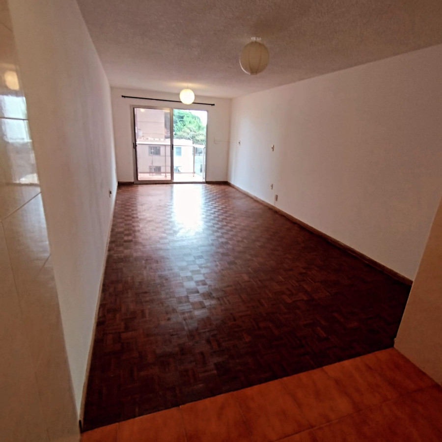 Apartamento ID.5299 - Alquiler Apartamento Monoambiente Pocitos con Balcon