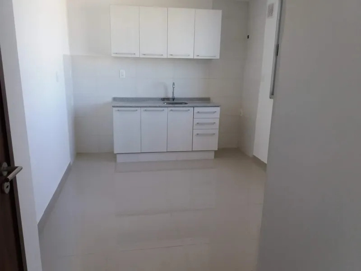 Apartamento ID.6821 - Alquiler Apartamento Monoambiente La Blanqueada con garaje