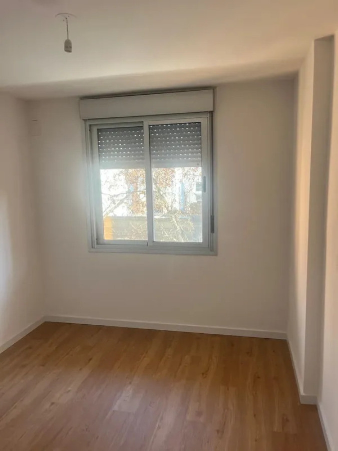 Apartamento ID.6654 - Alquiler Apartamento 1 Dormitorio Centro con balcon