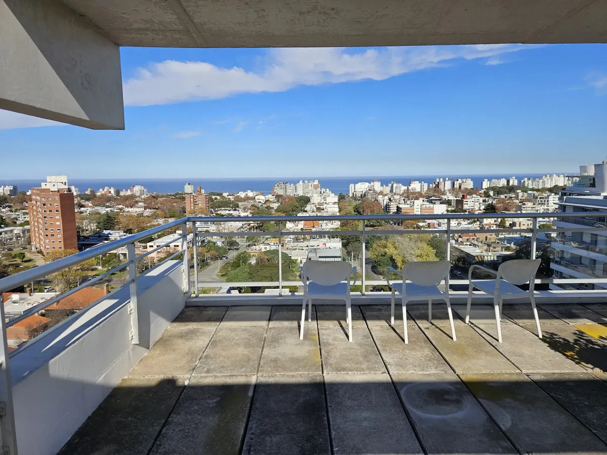 Apartamento ID.6628 - Venta Apartamento 2 Dormitorios Malvin con garaje