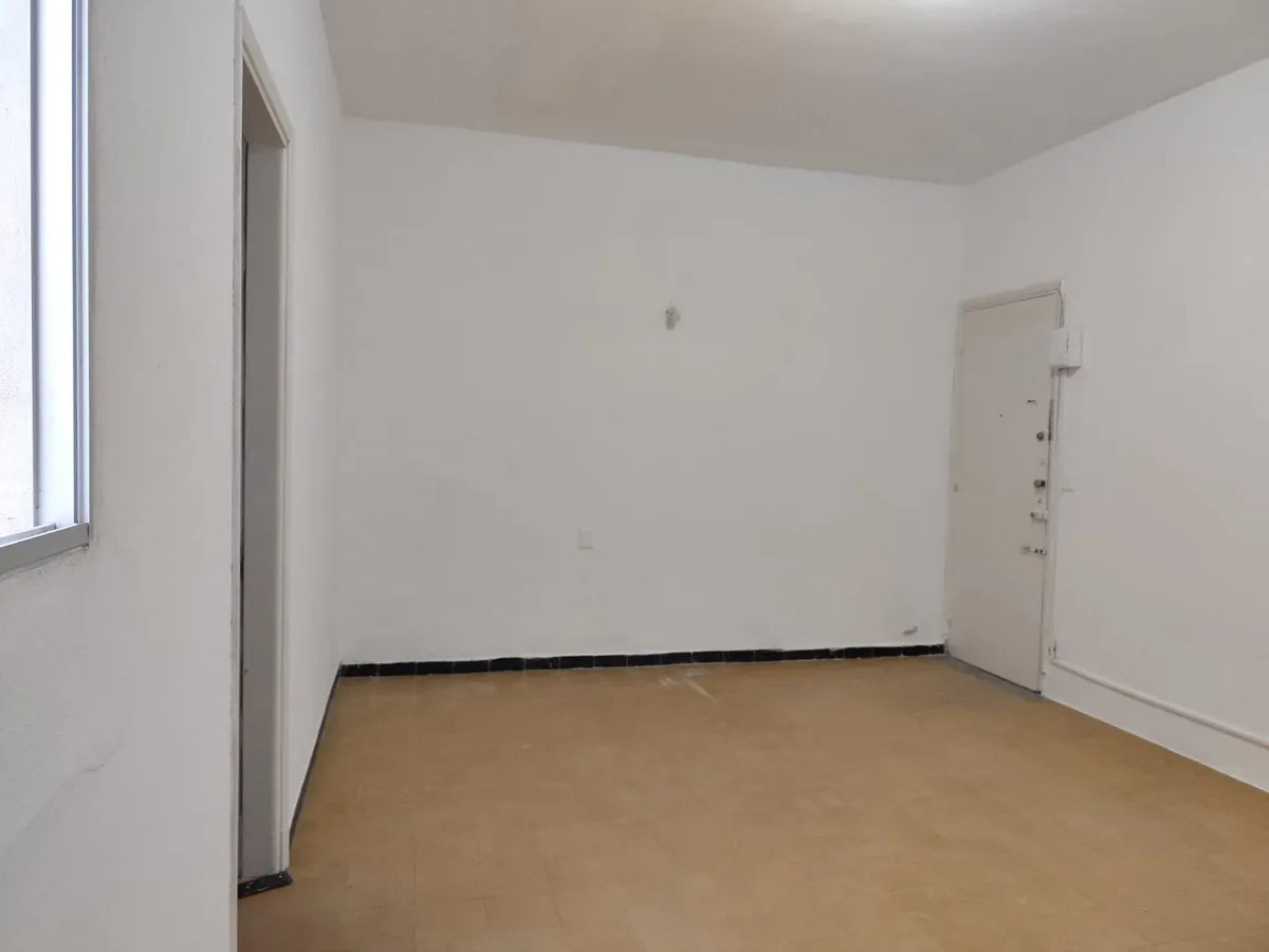 Apartamento ID.5395 - Alquiler Apartamento 2 Dormitorios Tres Cruces con patio
