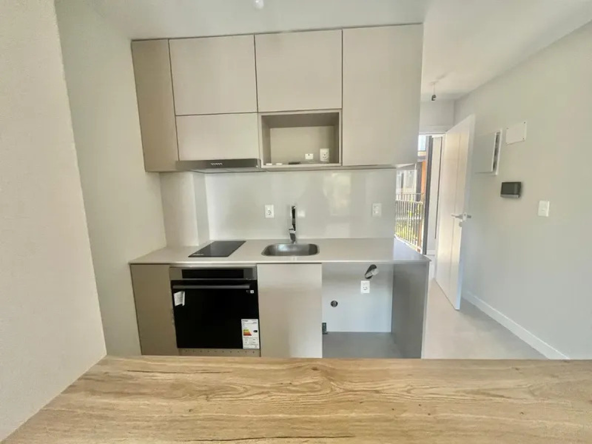 Apartamento ID.6228 - Alquiler Apartamento Monoambiente Buceo con balcon 