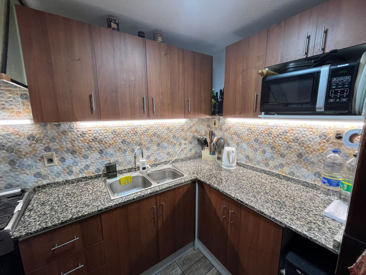 Apartamento ID.6971 - Venta Apartamento 2 Dormitorios Reducto con azotea y barbacoa