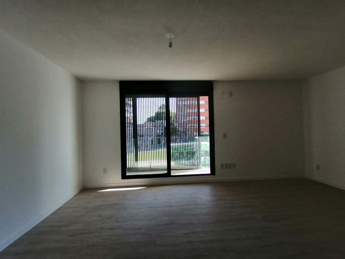 Apartamento ID.1783 - Apartamento Alquiler Monoambiente Parque Batlle Gran Balcón