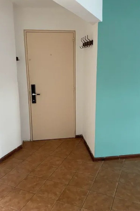 Apartamento ID.6795 - Alquiler Apartamento 2 Dormitorios Centro