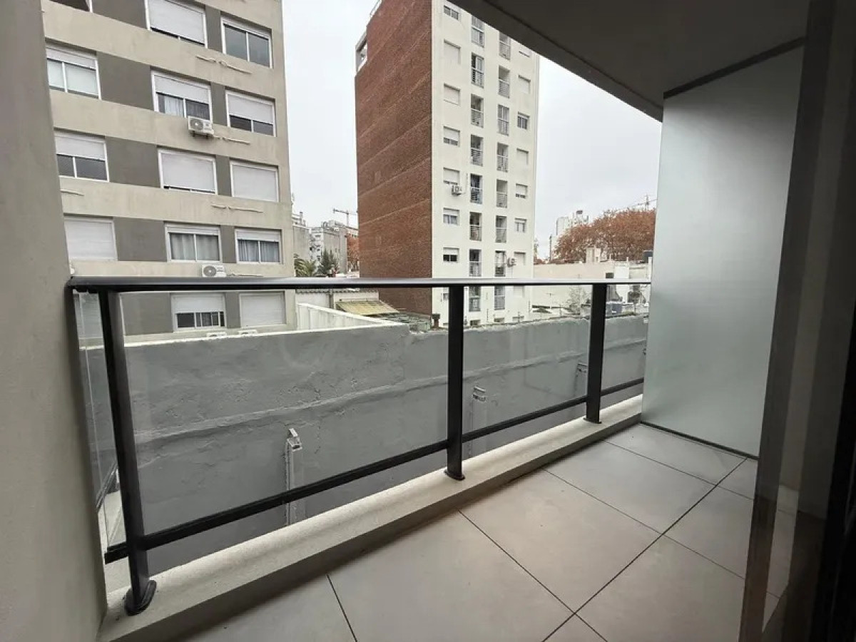 Apartamento ID.6631 - Alquiler o Venta Apartamento Monoambiente Cordon con balcon