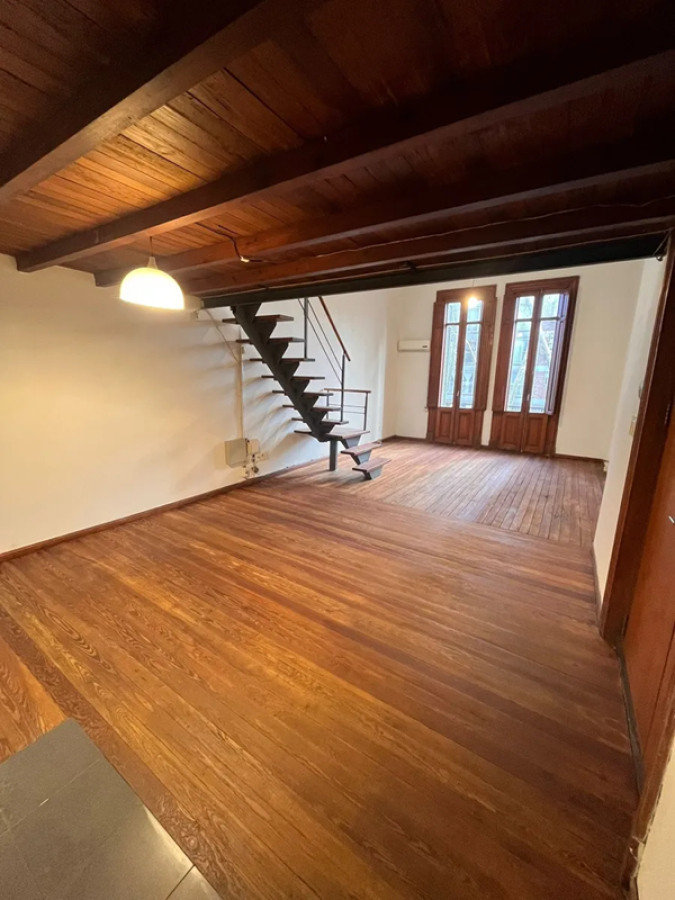 Apartamento ID.5070 - Alquiler Apartamento Loft 1 Dormitorio Parque Rodó con Balcon
