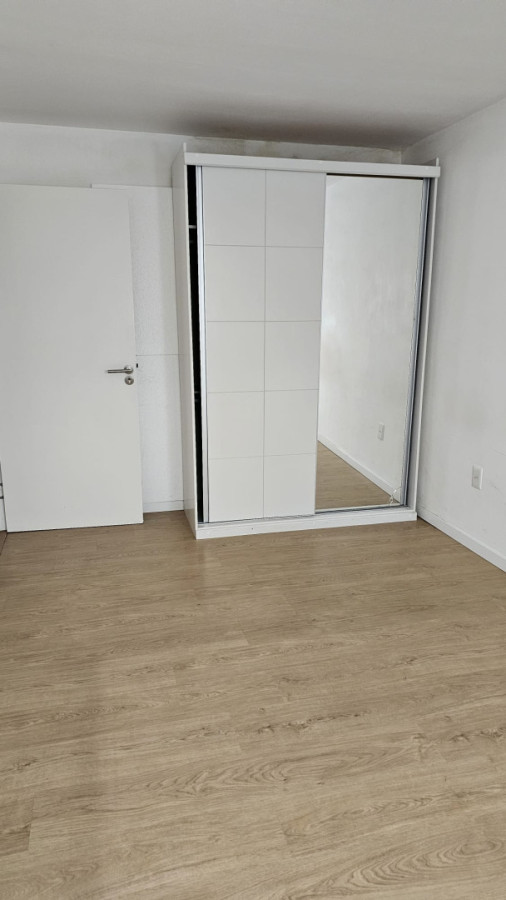 Apartamento ID.6557 - Alquiler Apartamento 2 Dormitorios Palermo 