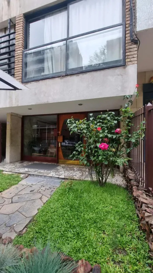 Apartamento ID.6829 - Alquiler Apartamento 2 Dormitorios Punta Carretas con cochera