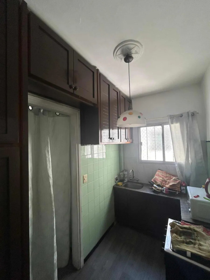 Apartamento ID.5106 - Venta Apartamento 2 Dormitorios Centro con balcon 