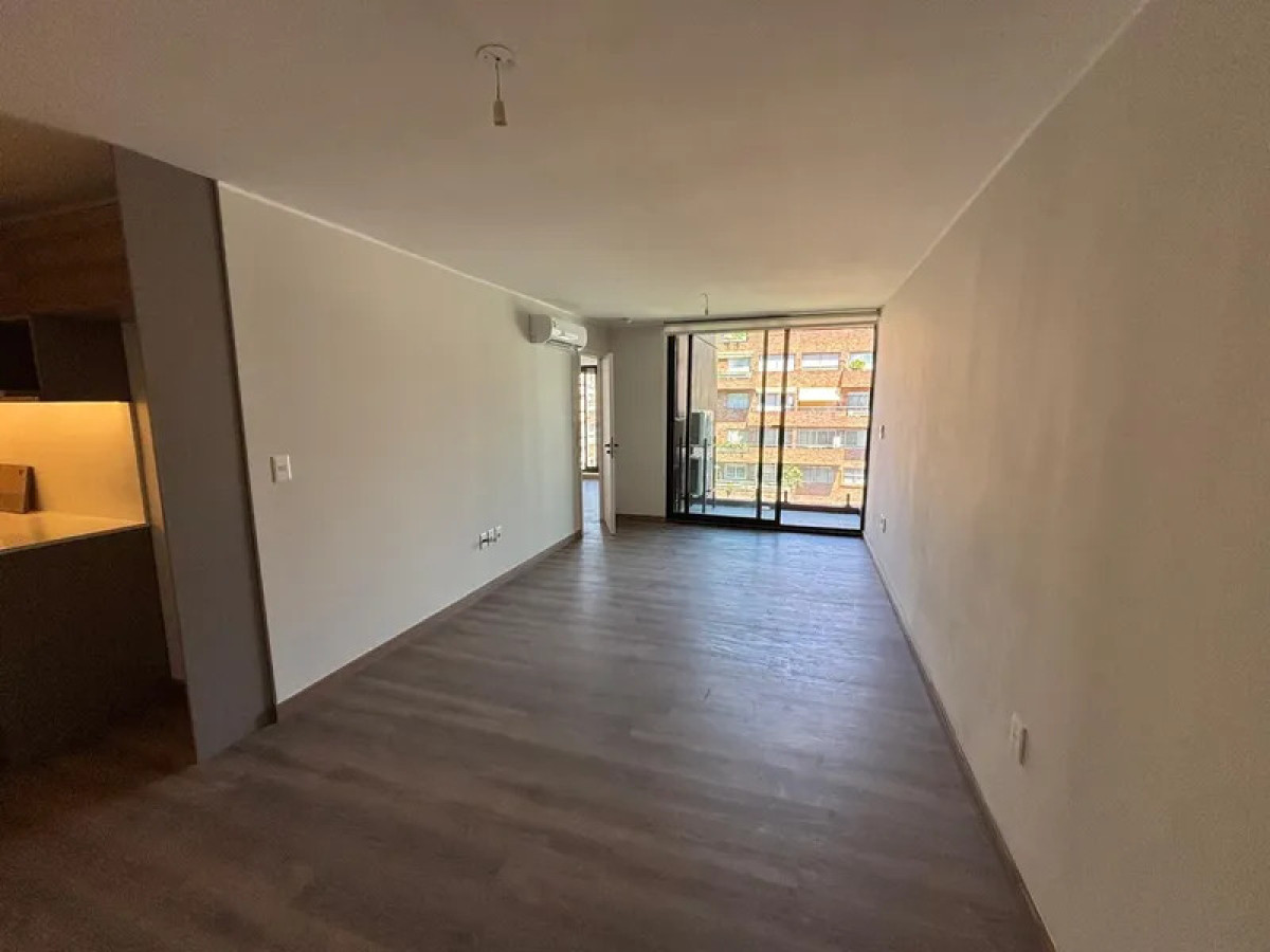 Apartamento ID.6120 - Alquiler Apartamento 1 Dormitorio Pocitos balcon y garaje