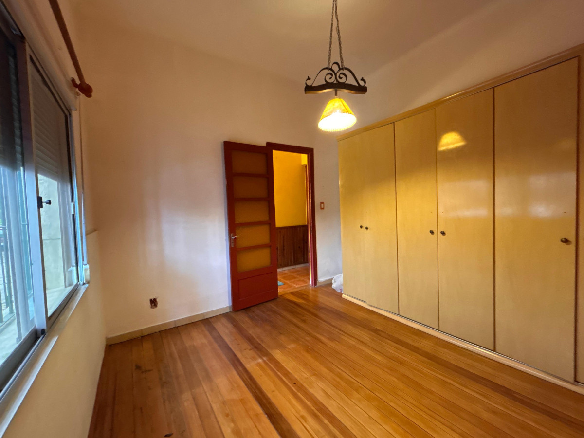 Apartamento ID.4932 - Venta Apartamento tipo Casa La Teja con Patio y Parrillero