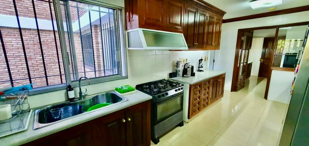 Apartamento ID.3930 - Alquiler Apartamento 3 Dormitorios Carrasco con Terraza