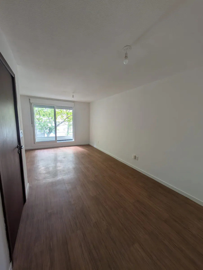 Apartamento ID.5385 - Alquiler Apartamento 1 Dormitorio Cordon con balcon 