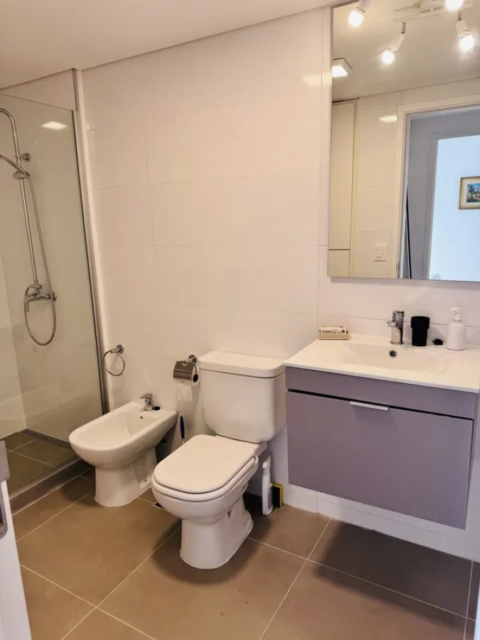 Apartamento ID.6077 - Alquiler Apartamento Amoblado 1 Dormitorio Malvin con balcon