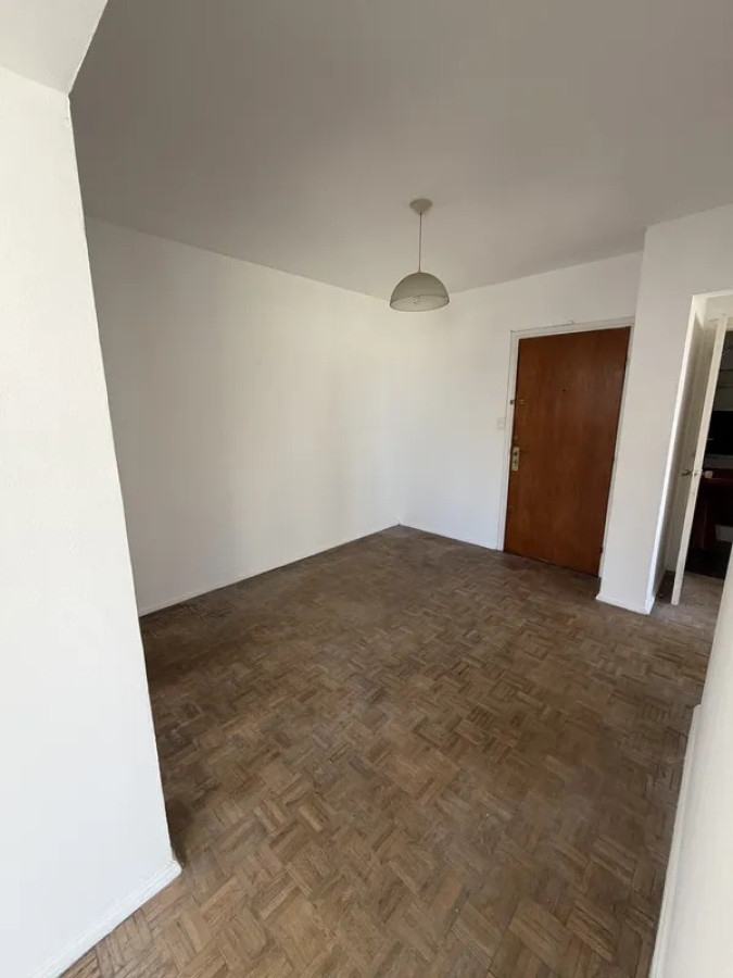 Apartamento ID.6796 - Alquiler Apartamento 2 Dormitorios Centro