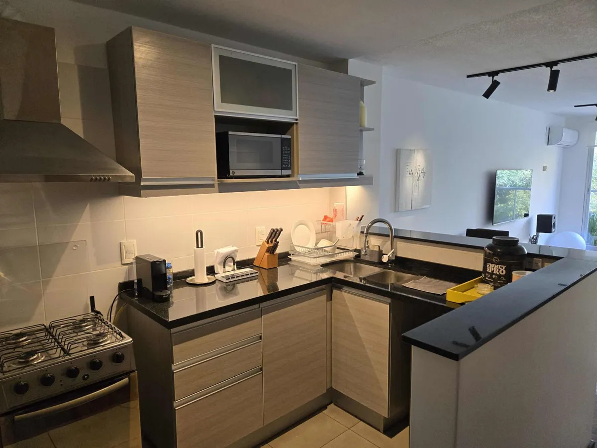 Apartamento ID.5010 - Alquiler Apartamento 1 Dormitorio Punta Carretas con balcón