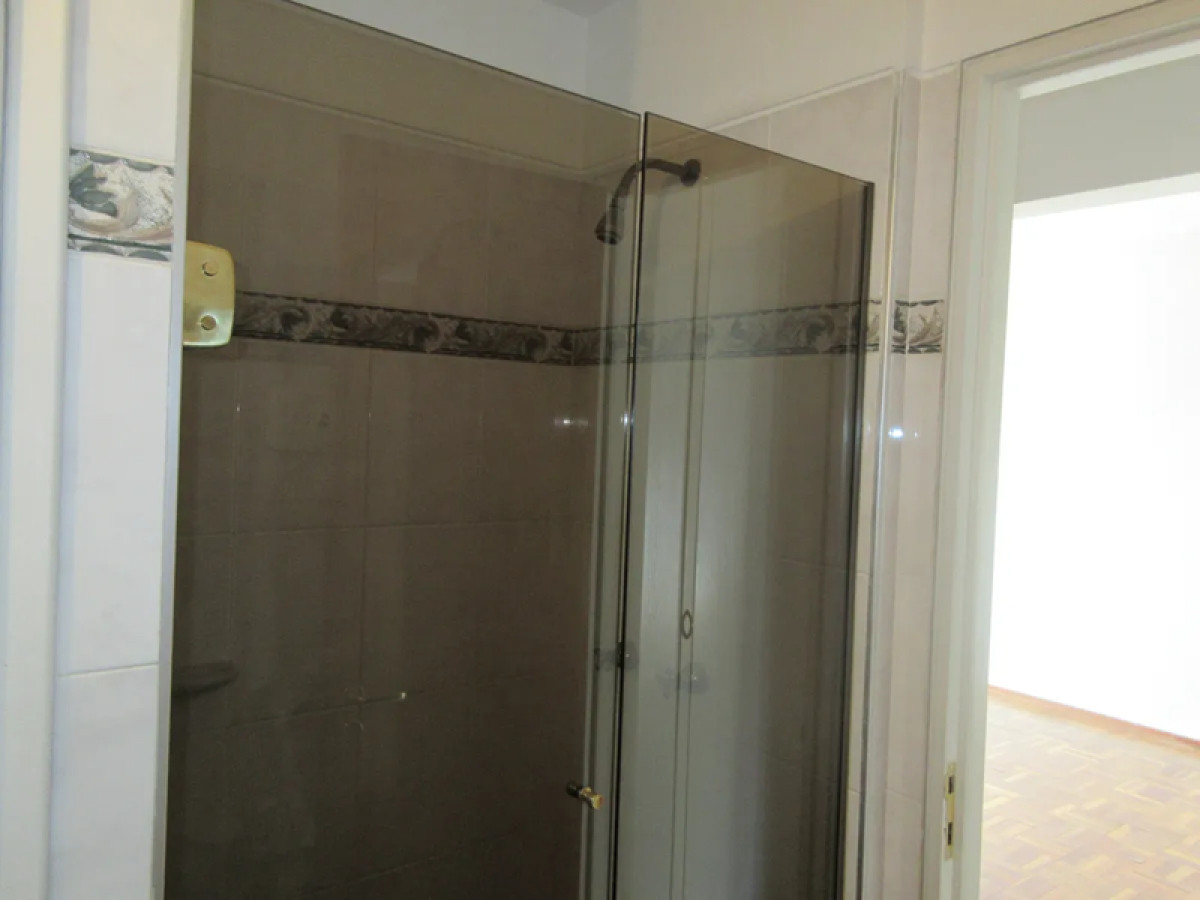Apartamento ID.5002 - Alquiler Apartamento 1 Dormitorio Pocitos con Garaje