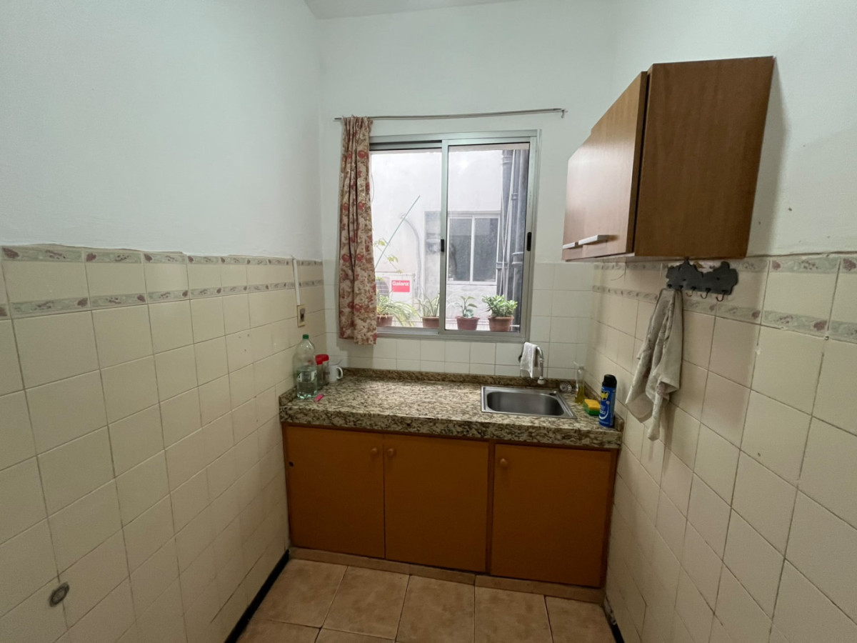 Apartamento ID.6505 - Venta Apartamento 1 Dormitorio Ciudad Vieja con balcon