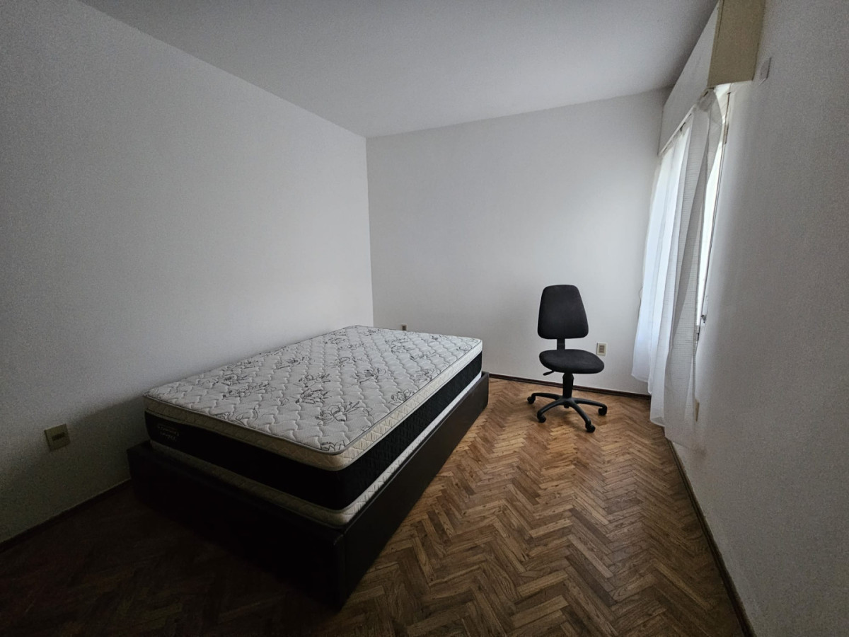 Apartamento ID.6531 - Alquiler Apartamento 1 Dormitorio Ciudad Vieja 