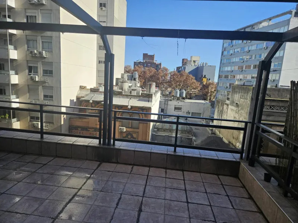 Apartamento ID.6566 - Alquiler Apartamento 1 Dormitorio Tres Cruces con terraza