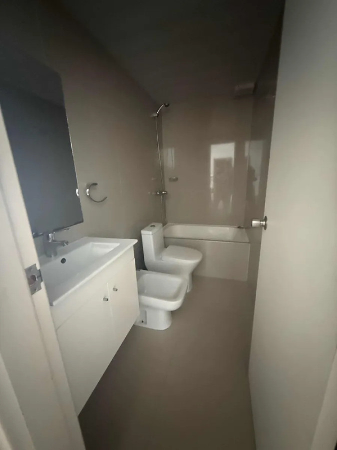 Apartamento ID.5140 - Alquiler Apartamento Impecable 1 Dormitorio Tres Cruces 