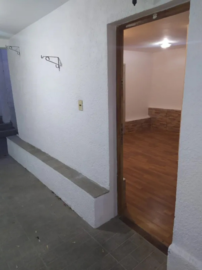 Apartamento ID.4714 - Alquiler Apartamento 2 Dormitorios Reducto con Patio