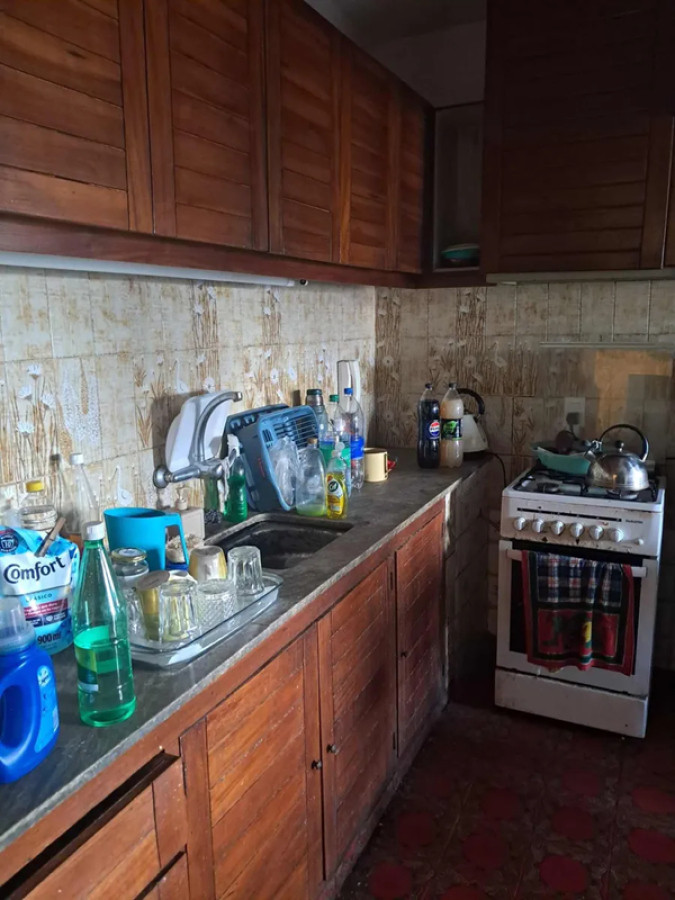 Apartamento ID.4951 - Alquiler o Venta Apartamento 2 Dormitorios Centro con Balcón