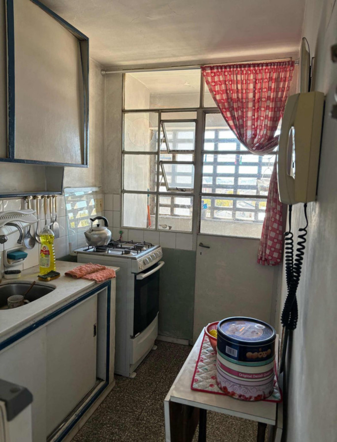 Apartamento ID.3712 - Venta Apartamento 2 Dormitorios Centro