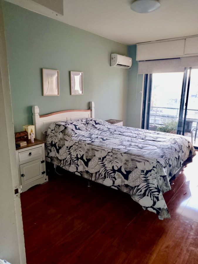 Apartamento ID.3661 - Alquiler Apartamento 2 Dormitorios Malvin Sur con Balcón