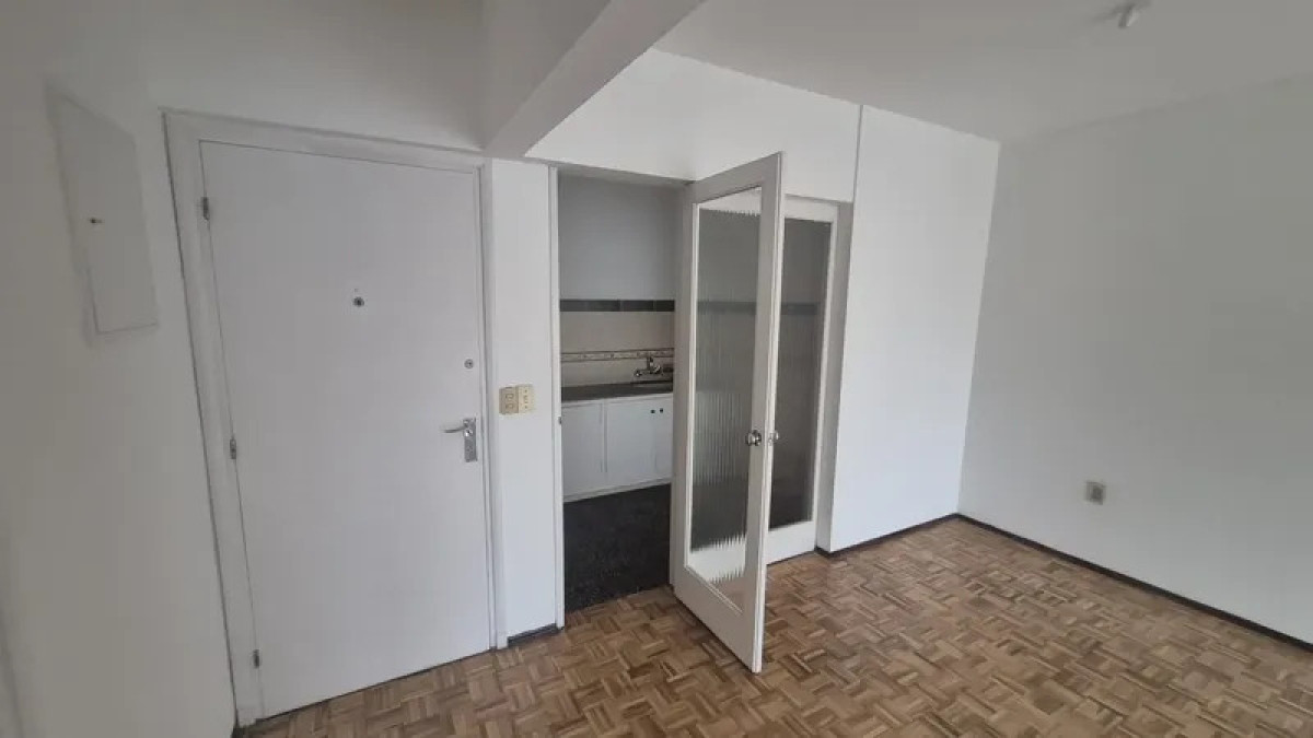Apartamento ID.6763 - Alquiler Apartamento 1 Dormitorio Centro
