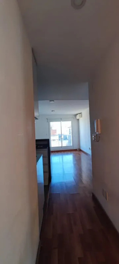Apartamento ID.6668 - Alquiler Apartamento 2 Dormitorios Cordon con balcon