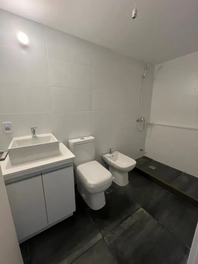 Apartamento ID.6890 - Alquiler o Venta Apartamento 1 Dormitorio Tres Cruces Garaje