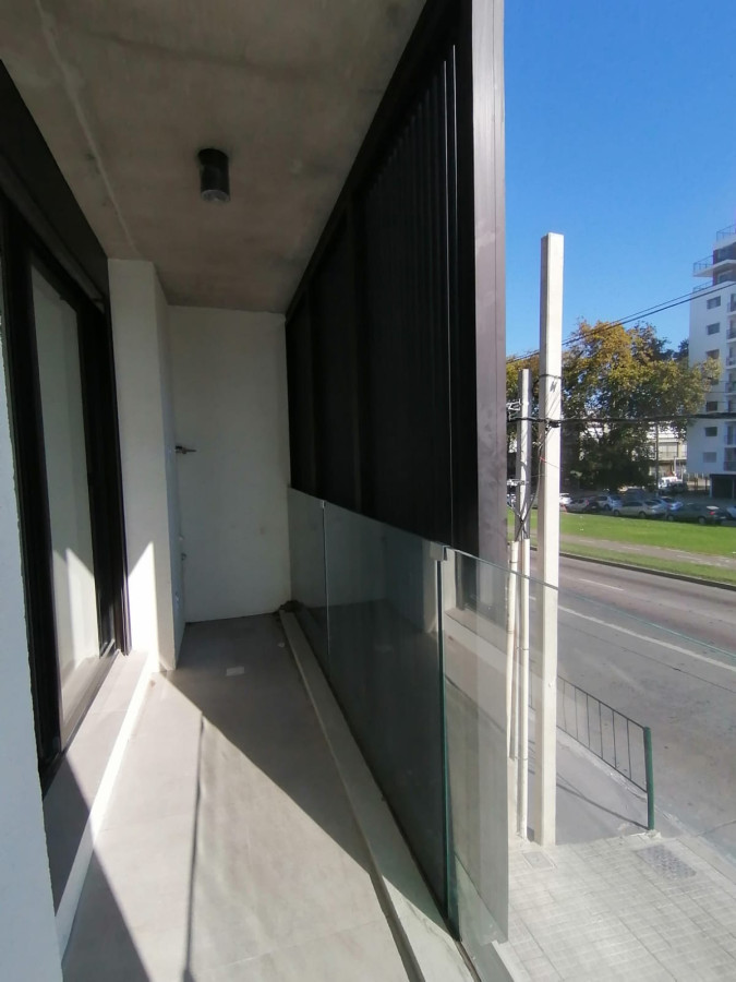 Apartamento ID.1783 - Apartamento Alquiler Monoambiente Parque Batlle Gran Balcón