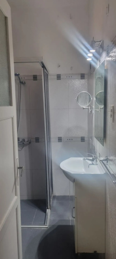 Apartamento ID.6575 - Alquiler Apartamento 2 Dormitorios Palermo con Patio 