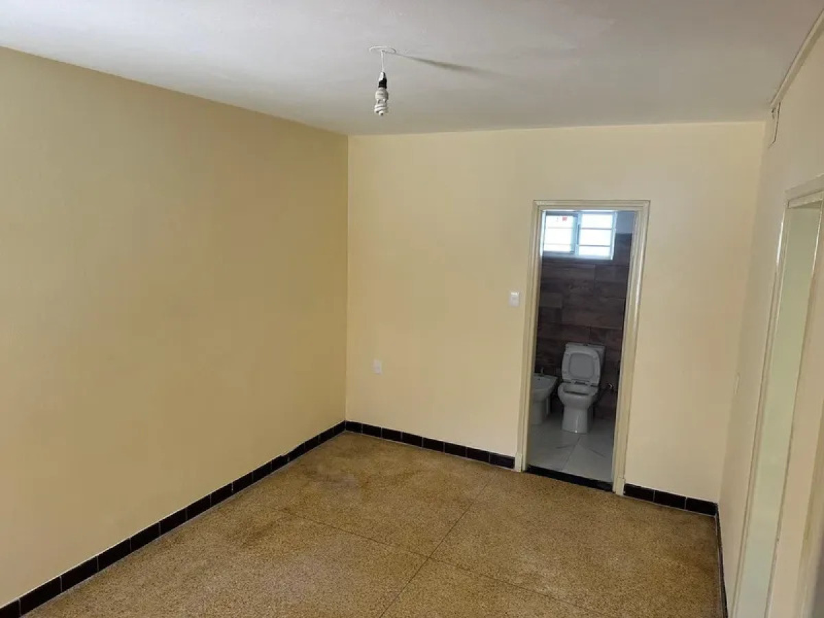 Apartamento ID.6769 - Alquiler Apartamento 1 o 2 Dormitorios Brazo Oriental con patio