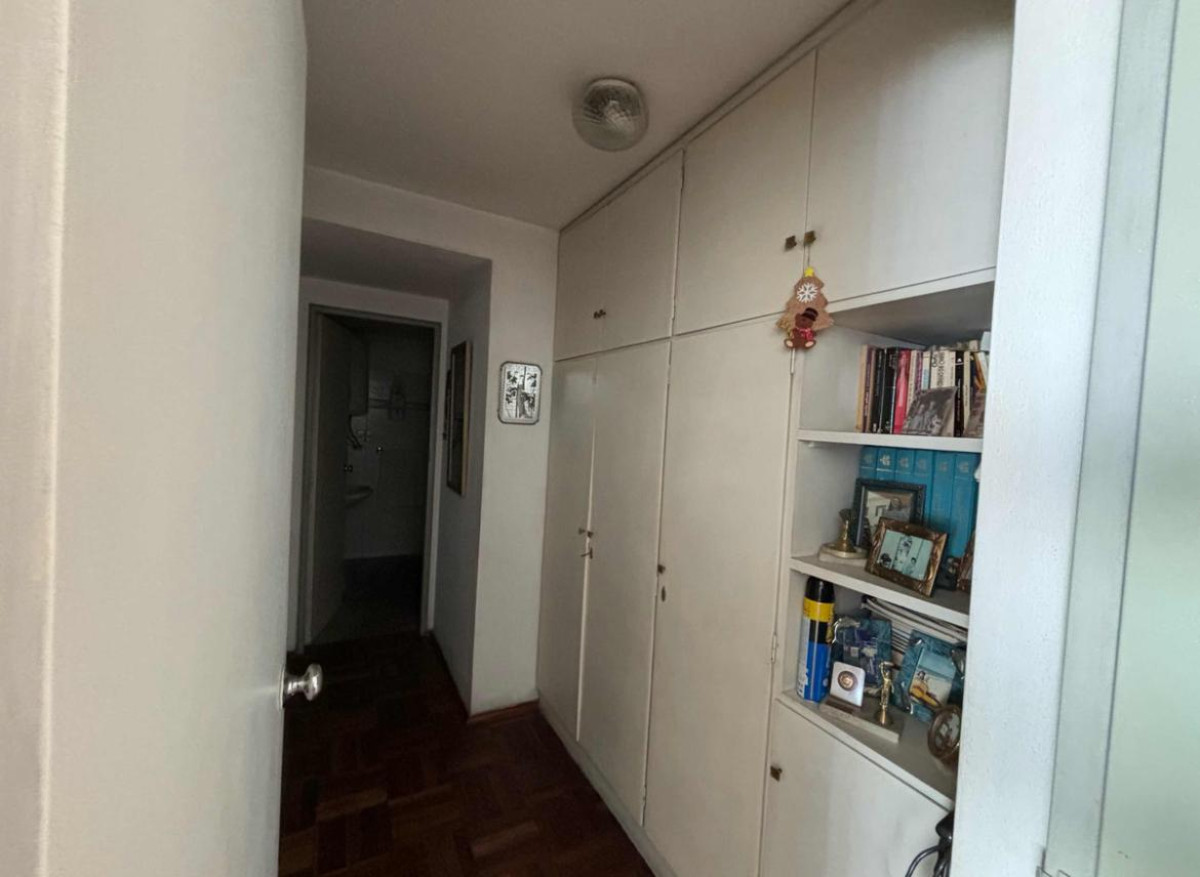 Apartamento ID.3712 - Venta Apartamento 2 Dormitorios Centro