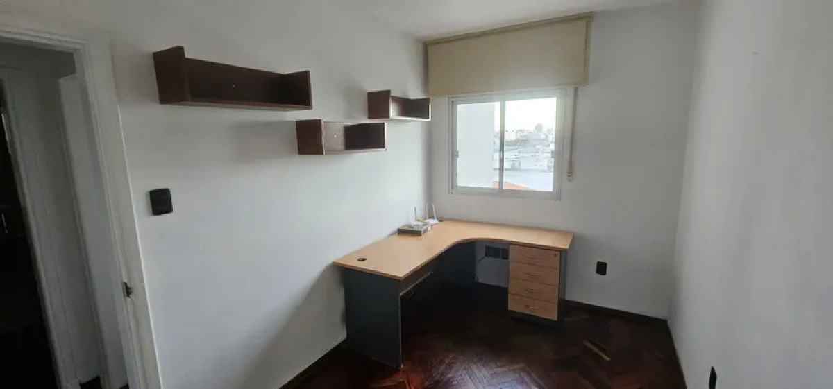 Apartamento ID.6035 - Venta Apartamento 2 Dormitorios Aguada con balcon